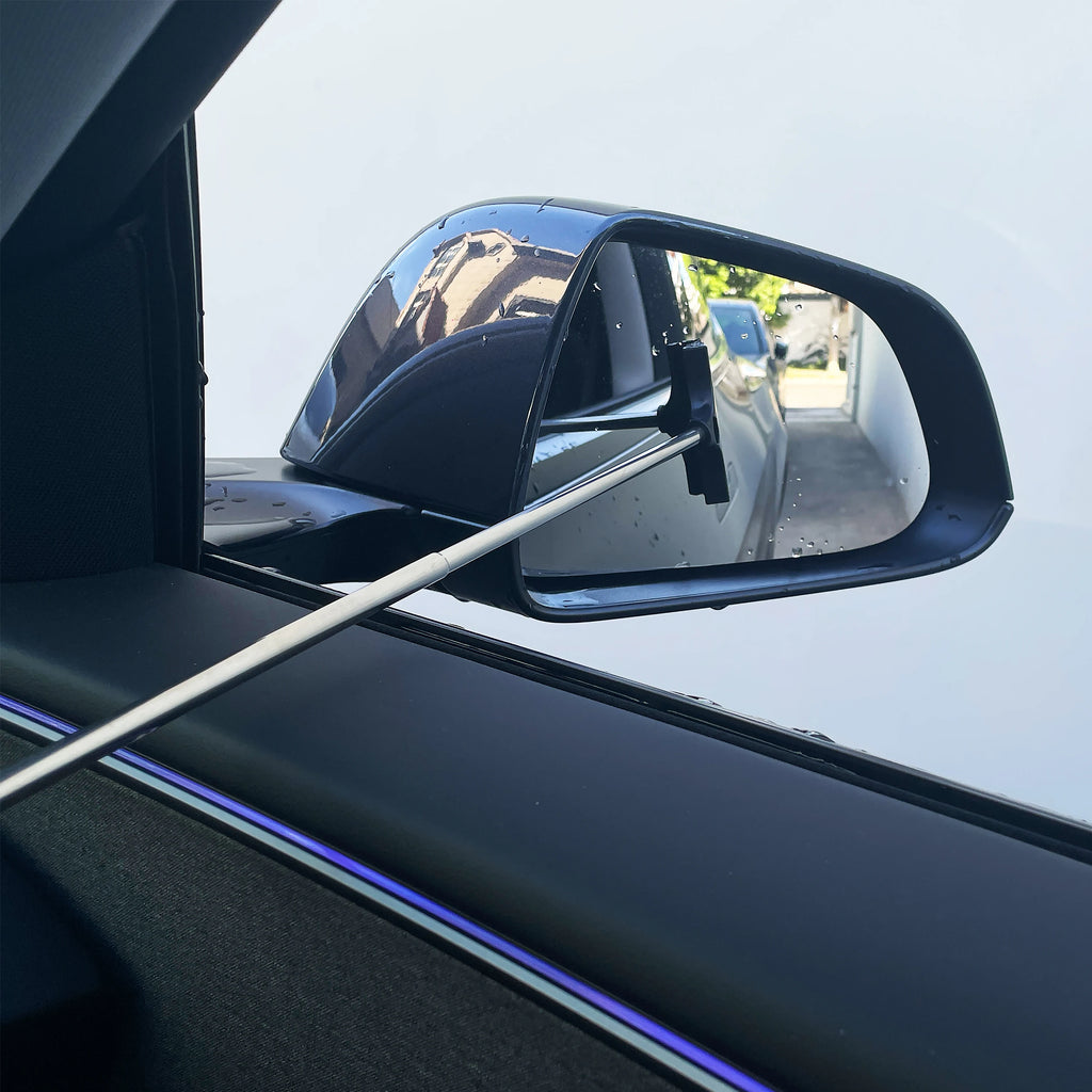 Car rearview mirror wiper